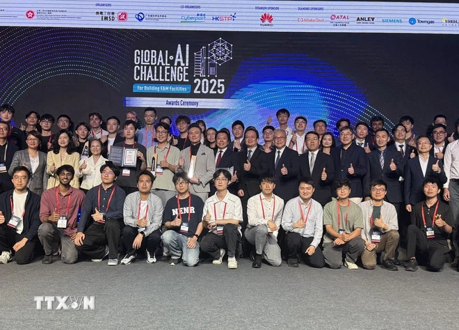 Nhóm kỹ sư Việt tiếp tục về nhất cuộc thi Global AI Challenge tại Hong Kong