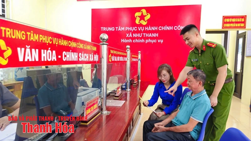 Kỷ niệm 80 năm Ngày truyền thống Công an Nhân dân Việt Nam (19/8/1945 - 19/8/2025) và 20 năm Ngày hội toàn dân bảo vệ an ninh Tổ quốc (19/8/2005 - 19/8/2025): Vì nước quên thân, vì dân phục vụ