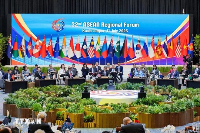 30 năm Việt Nam tham gia ASEAN - Từ khát vọng chung đến thành viên tin cậy