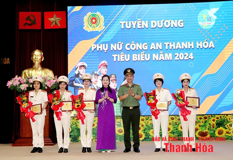 Ban Thanh niên - Phụ nữ Công an tỉnh sơ kết công tác Đoàn thể và trao giải các cuộc thi
