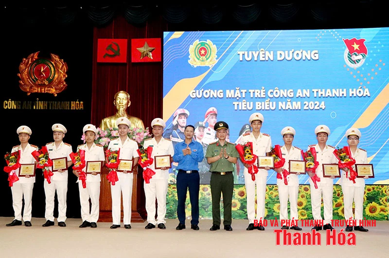 Ban Thanh niên - Phụ nữ Công an tỉnh sơ kết công tác Đoàn thể và trao giải các cuộc thi
