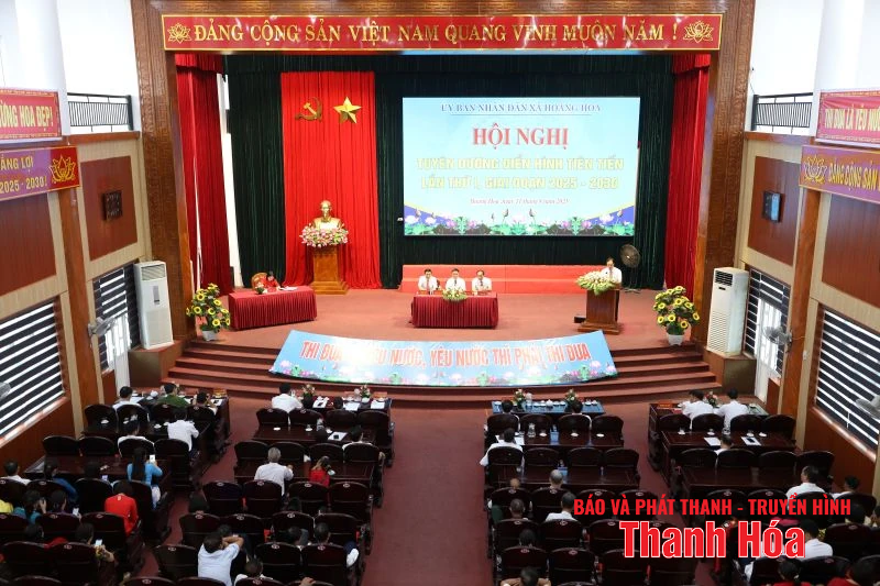 Xã Hoằng Hoá: Tuyên dương 5 tập thể, 51 cá nhân điển hình tiên tiến trong các phong trào thi đua