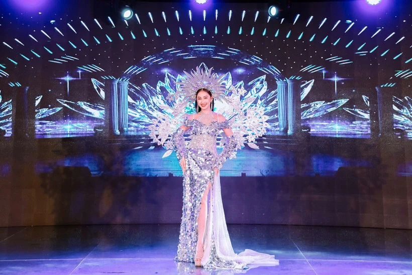 Nhà thiết kế Tommy Nguyễn: Khi thời trang hóa thành “vũ khí” của nhan sắc