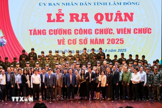 Làn sóng cán bộ biệt phái về cơ sở: “Cú hích” cho vận hành chính quyền 2 cấp