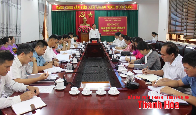 Đảng bộ xã Bá Thước vươn lên trên đường đổi mới