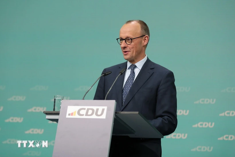 Thủ tướng Đức Friedrich Merz đối mặt với sự bất mãn của công chúng