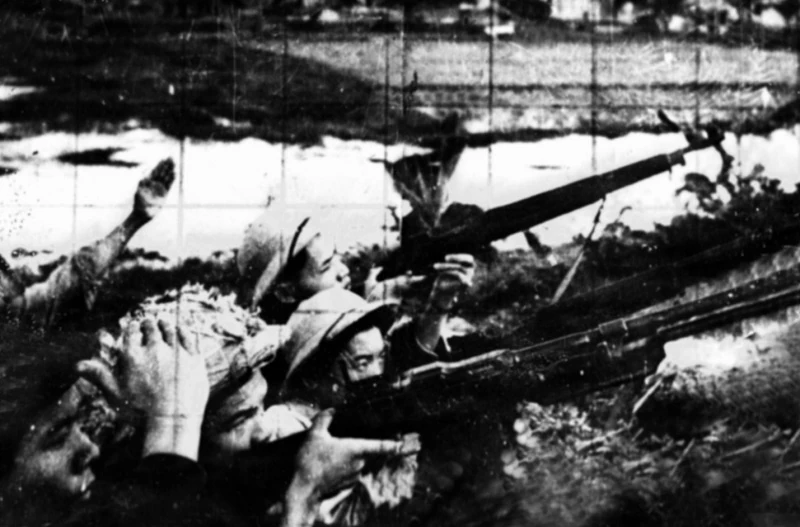 Ngành điện Thanh Hóa tiếp nối hào khí Cách mạng Tháng Tám