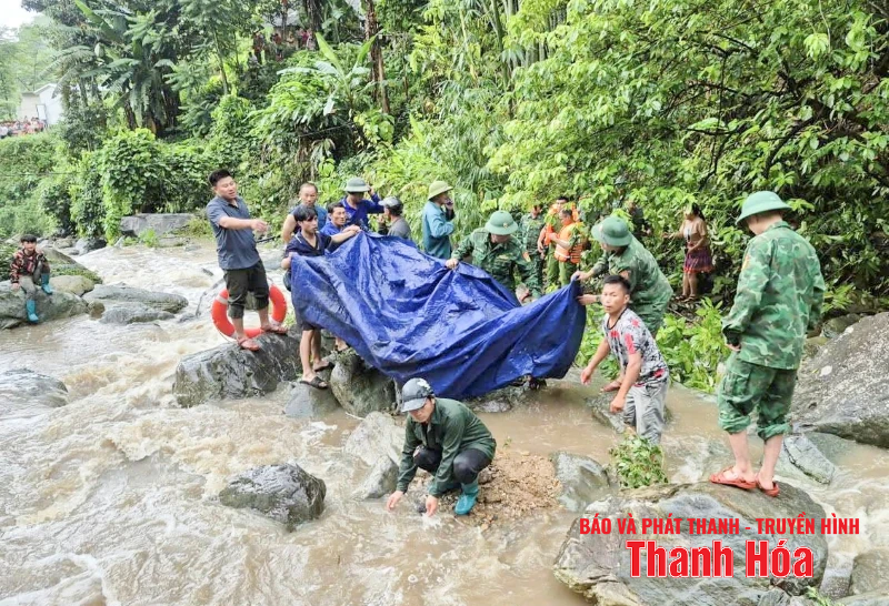 Tìm thấy thi thể nạn nhân bị lũ cuốn ở xã Trung Lý