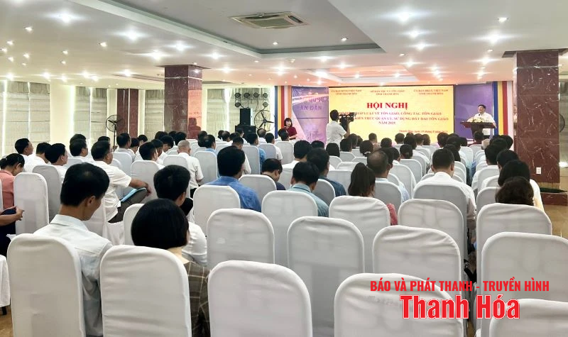 Trang bị kiến thức về tôn giáo cho cán bộ cấp cơ sở