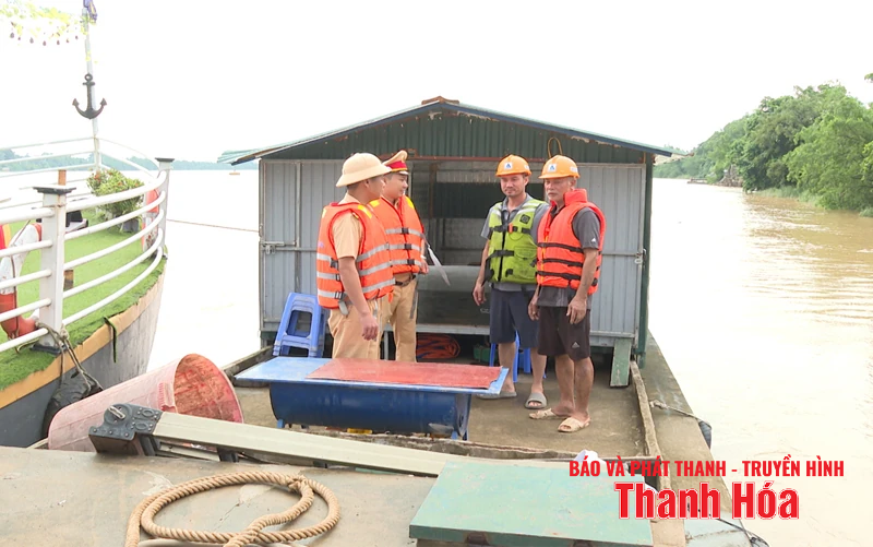 Cảnh sát đường thủy sẵn sàng lực lượng, chủ động ứng phó với bão số 5