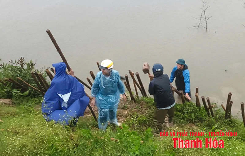 Bảo đảm an toàn hệ thống đê điều trong mùa mưa lũ