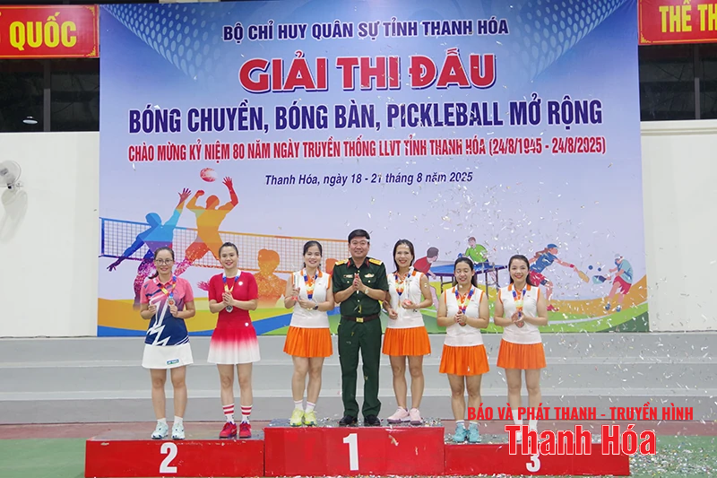 Giải thể thao chào mừng 80 năm Ngày truyền thống LLVT tỉnh Thanh Hóa