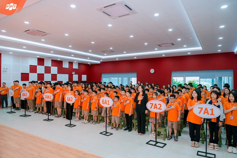 Rộn ràng ngày tựu trường, FPT School Thanh Hóa khởi động hành trình học tập sâu sắc để yêu thương