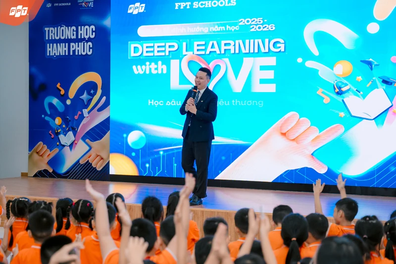Rộn ràng ngày tựu trường, FPT School Thanh Hóa khởi động hành trình học tập sâu sắc để yêu thương