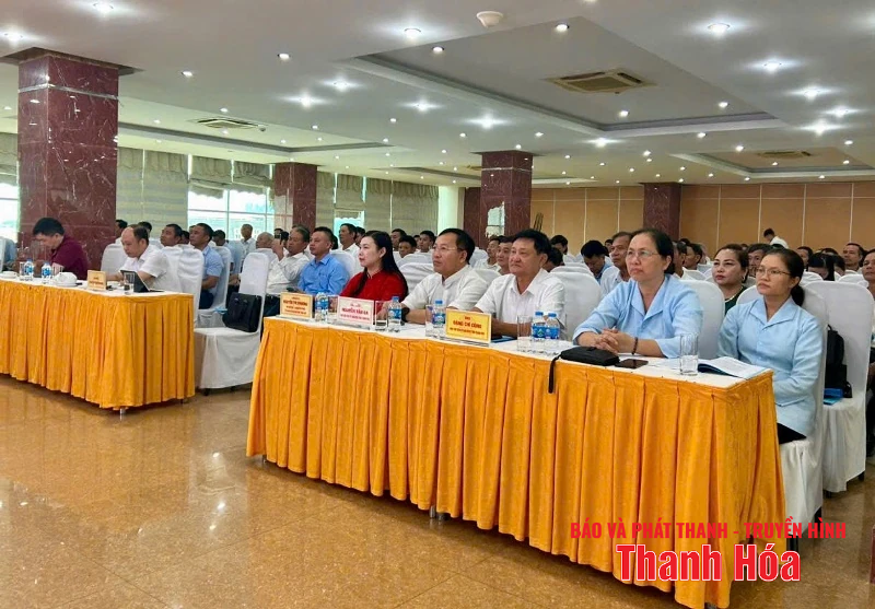 Trang bị kiến thức về tôn giáo cho cán bộ cấp cơ sở