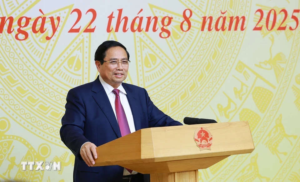 Học sinh, sinh viên là trung tâm, chủ thể; thầy cô giáo là động lực; nhà trường là bệ đỡ; gia đình là điểm tựa; xã hội là nền tảng