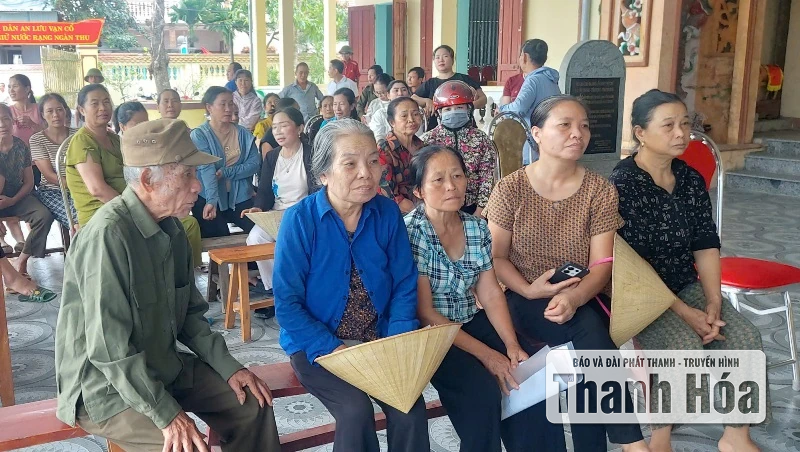 Xã Yên Trường trao quà cho hơn 29 nghìn người dân đón Tết Độc lập