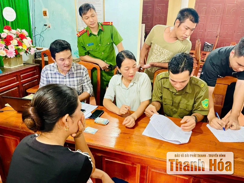 Hơn 20.600 người dân xã Ba Đình nhận quà tết Độc lập