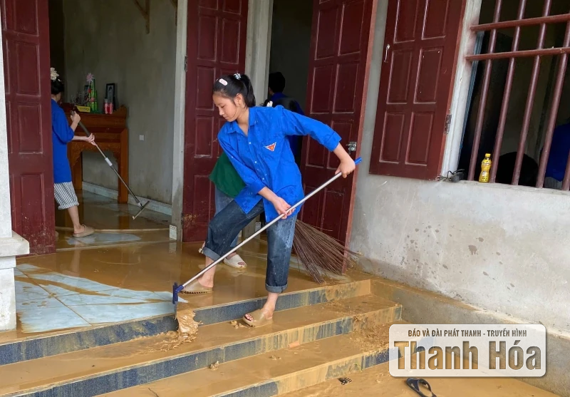 Tuổi trẻ Thanh Hóa chung tay khắc phục hậu quả mưa bão