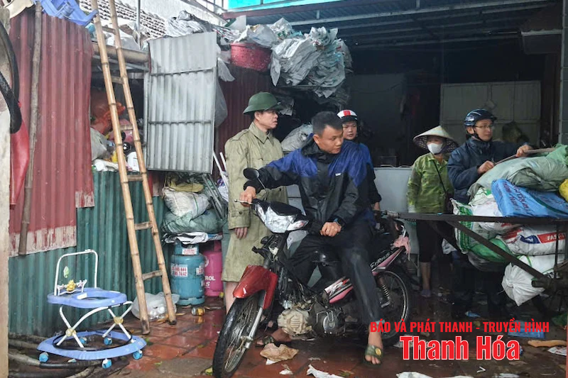 Ngập lụt, chia cắt cục bộ; bước đầu ghi nhận nhiều thiệt hại về nhà cửa, hoa màu