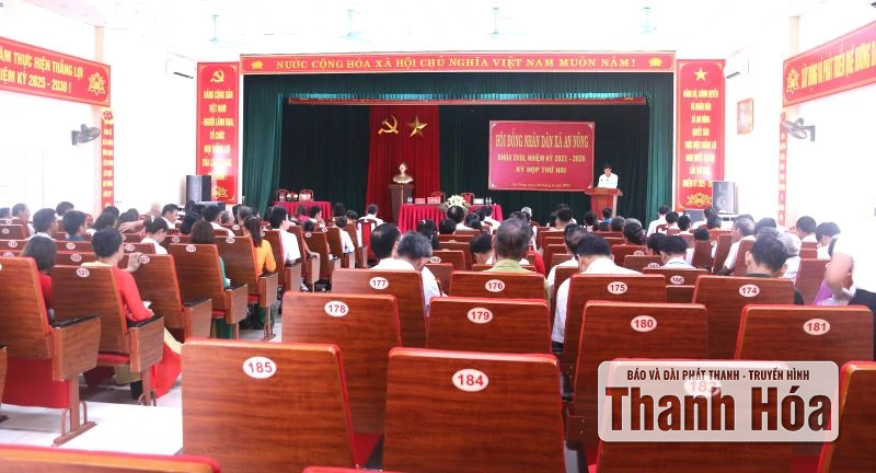 Kỳ họp thứ 2 HĐND xã An Nông thông qua 9 nghị quyết quan trọng