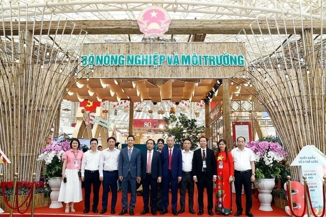 Bộ NN-MT kiện toàn Ban Chỉ đạo phát triển khoa học công nghệ và Đề án 06