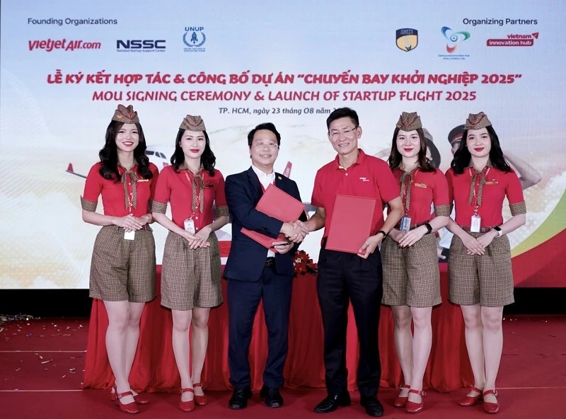 Vietjet khai mở hành trình khởi nghiệp, gắn kết tài năng Việt Nam – Ấn Độ