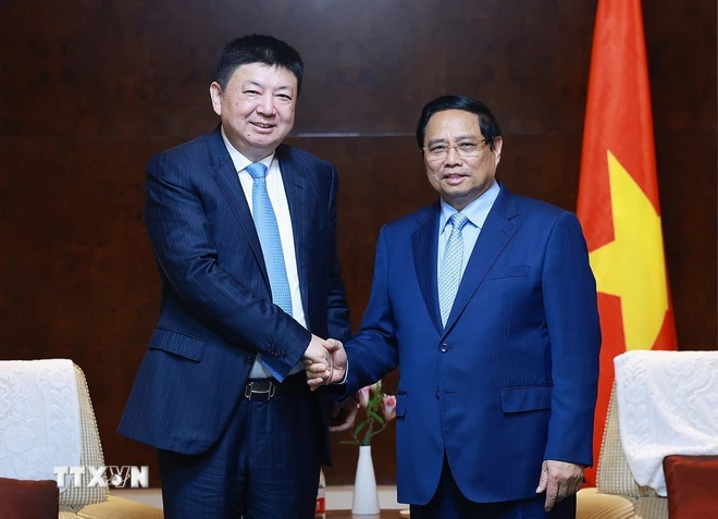 Thủ tướng Chính phủ Phạm Minh Chính làm việc với các Tập đoàn hàng đầu của Trung Quốc