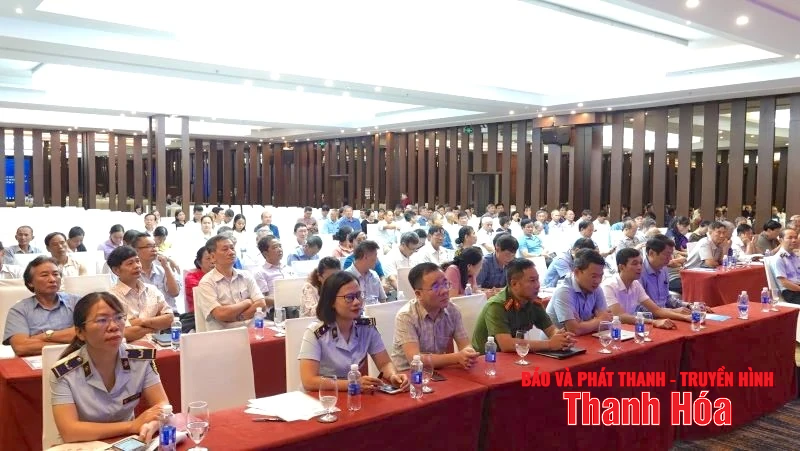 Tuyên truyền dấu hiệu nhận biết bán hàng đa cấp bất chính cho cán bộ và người dân 7 phường