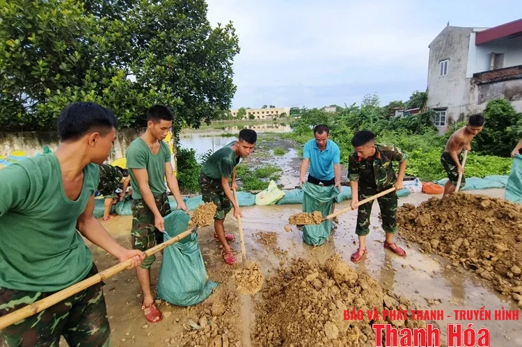 Công điện của Chủ tịch UBND tỉnh về việc tập trung khắc phục khẩn trương hậu quả bão số 5 và mưa lũ