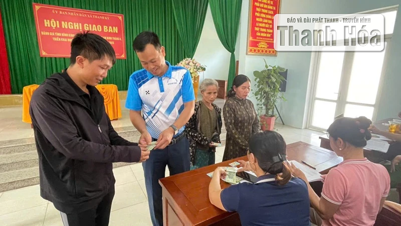 Các xã, phường của tỉnh Thanh Hóa cơ bản hoàn thành trao quà Tết Độc lập cho Nhân dân