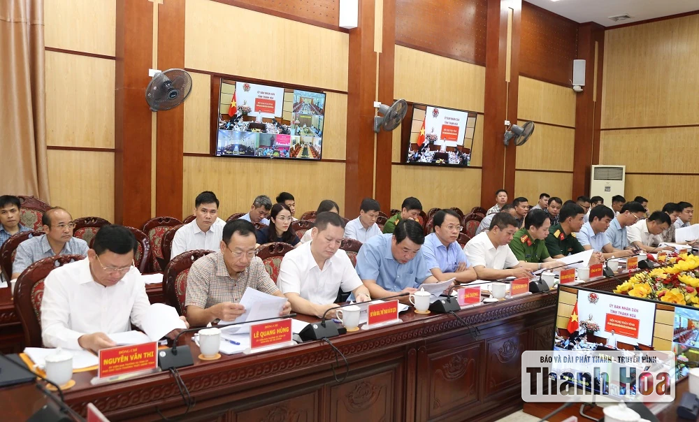 Tập trung tháo gỡ khó khăn, vướng mắc, đẩy mạnh giải ngân vốn đầu tư công năm 2025