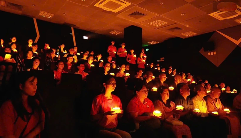 Hoa đăng tri ân và những thước phim lịch sử ngày 2/9