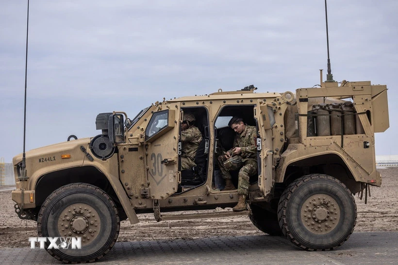 Tổng thống Donald Trump cam kết không rút quân khỏi Ba Lan