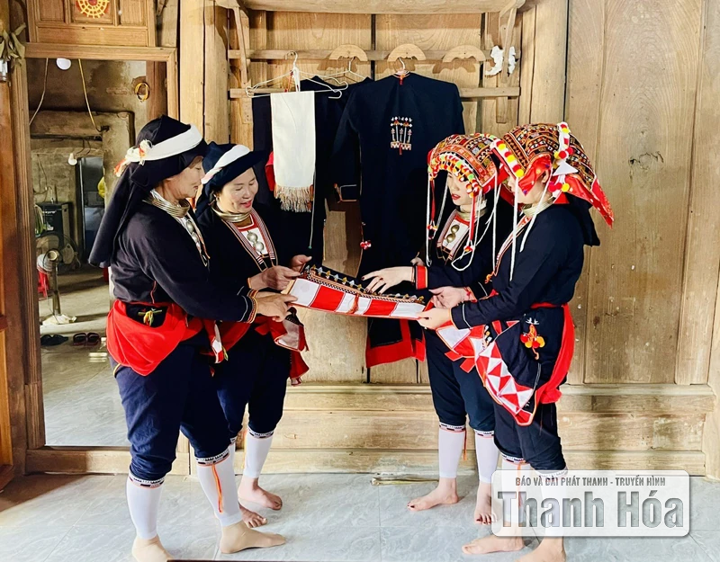 Những nữ “thủ lĩnh” hết lòng vì việc công