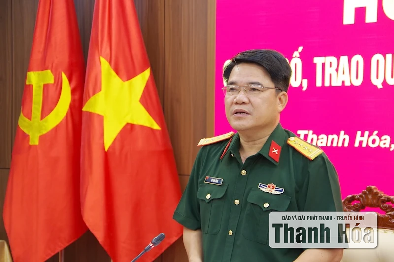 Bộ CHQS tỉnh Thanh Hóa trao quyết định thăng quân hàm cho 6 đồng chí