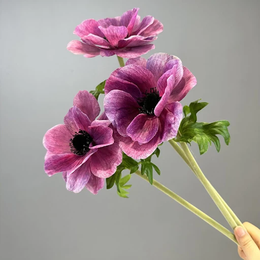 Hoa lụa trang trí không gian sống lung linh, sang trọng cùng Linh Nga Decor