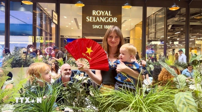 Sắc màu văn hóa Việt Nam tỏa sáng tại lễ hội Đông Nam Á lớn nhất ở Anh