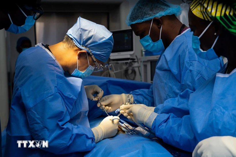 Nguy cơ tụt hậu y tế ở những quốc gia nghèo nhất giữa khủng hoảng tài trợ