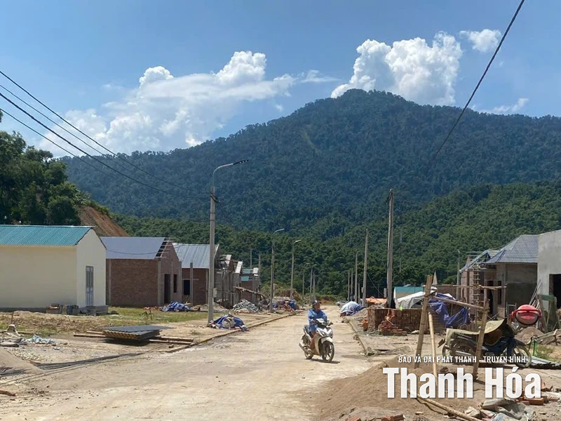 Văn Phú nỗ lực đảm bảo an toàn cho người dân vùng chịu ảnh hưởng thiên tai