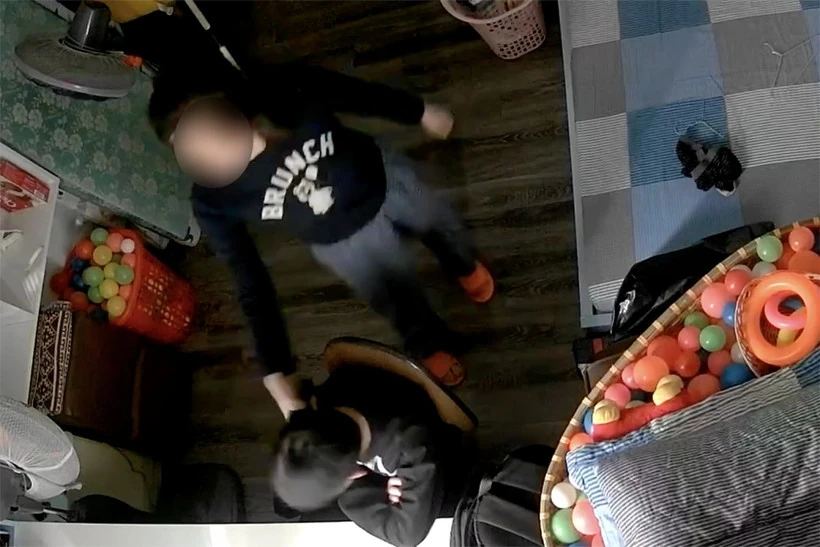 Vụ tâm thư kêu cứu của bé trai ở Hà Nội: Tổng đài 111 vào cuộc