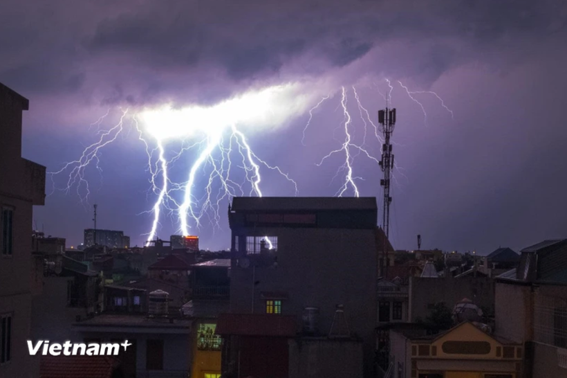 Thời tiết dịp cuối năm: Không khí lạnh đến sớm, đề phòng thời tiết cực đoan