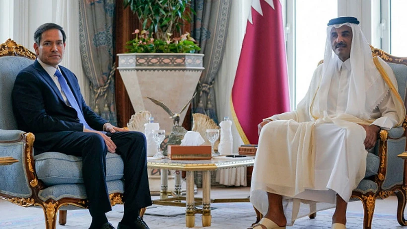 Ngoại trưởng Mỹ gặp Quốc vương Qatar trong chuyến công du Trung Đông