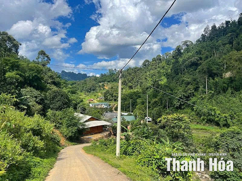 Tiếng nói từ bản làng (Bài 1): Những con đường mang theo no ấm