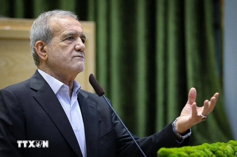 Iran tuyên bố sẵn sàng tăng cường hợp tác toàn diện với Nga