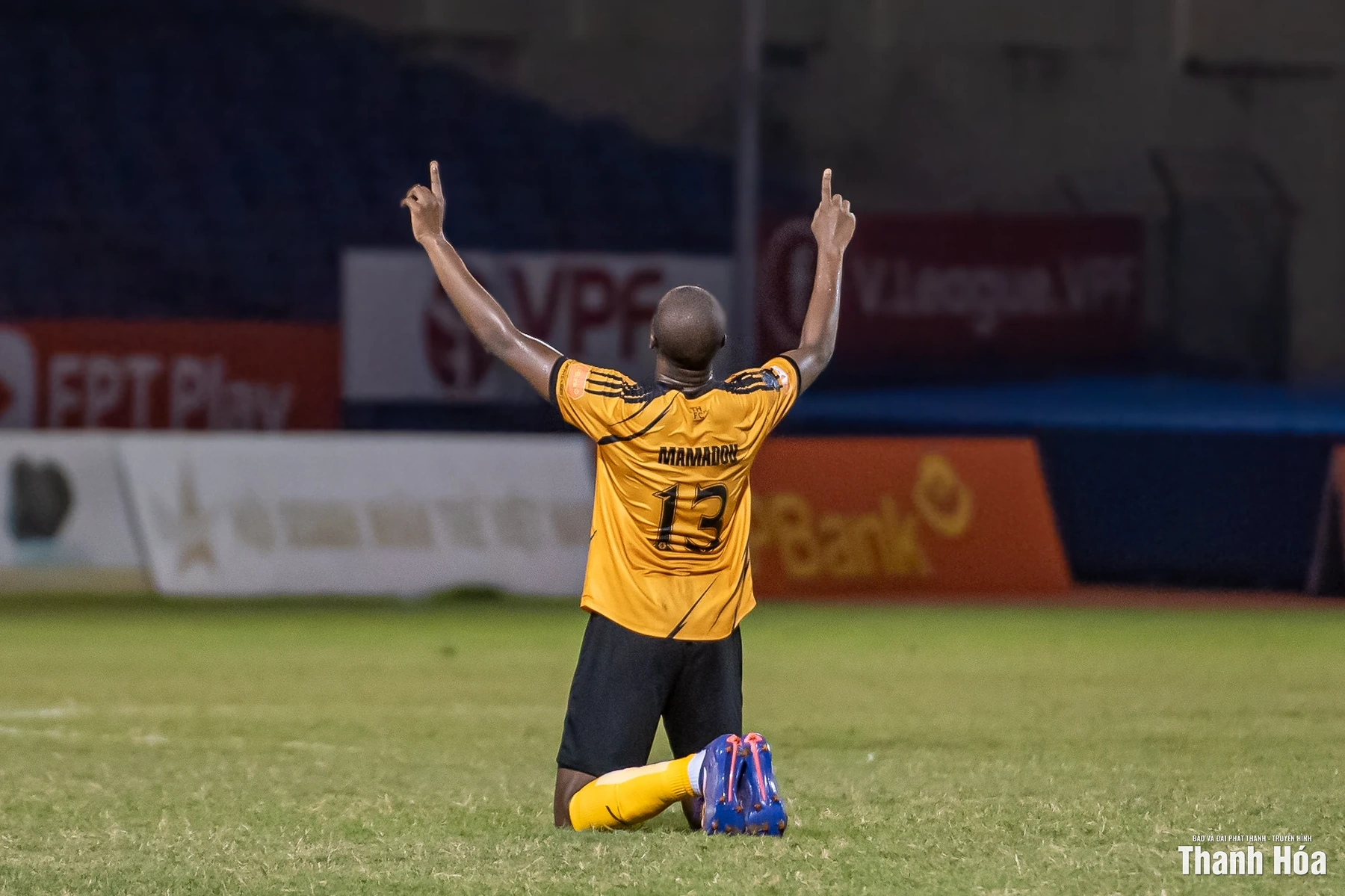 Hoà kịch tính Hải Phòng, Đông Á Thanh Hóa thoát vị trí bét bảng V.League 2025/2026