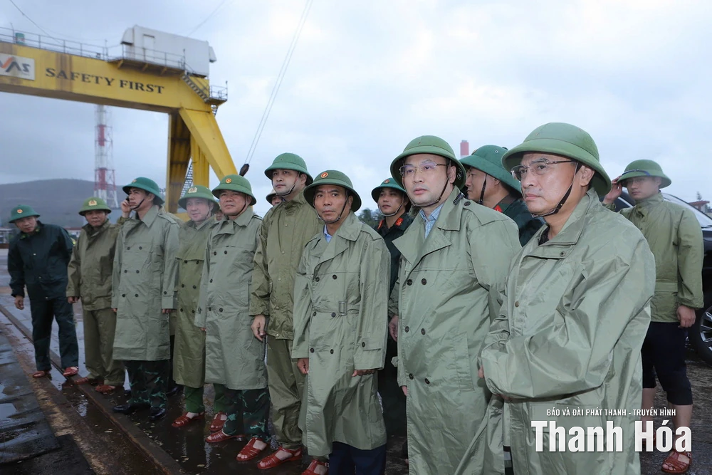 Bí thư Tỉnh ủy Nguyễn Doãn Anh: Bão số 10 cường độ mạnh, diễn biến phức tạp, tuyệt đối không được lơ là, chủ quan