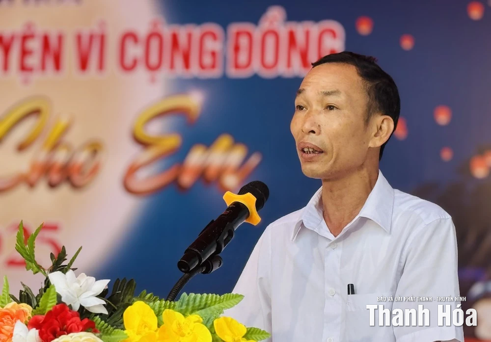 Mang Trung thu đến với trẻ em vùng cao xã Hồi Xuân