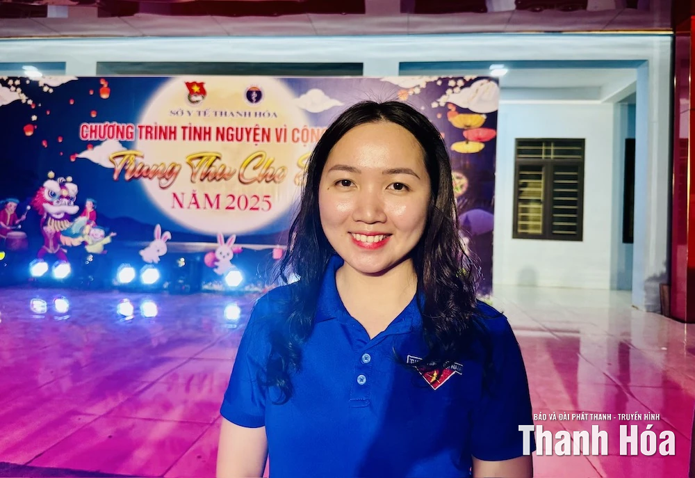 Mang Trung thu đến với trẻ em vùng cao xã Hồi Xuân