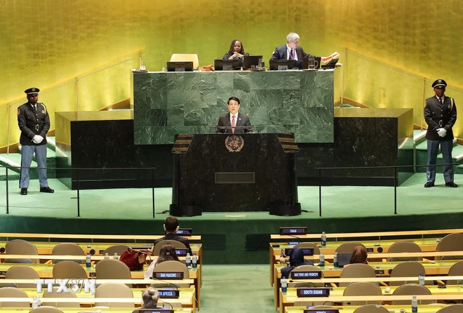 Chủ tịch nước Lương Cường: Tôn vinh giá trị của hòa bình, chuyển đổi mạnh mẽ để kiến tạo tương lai bền vững